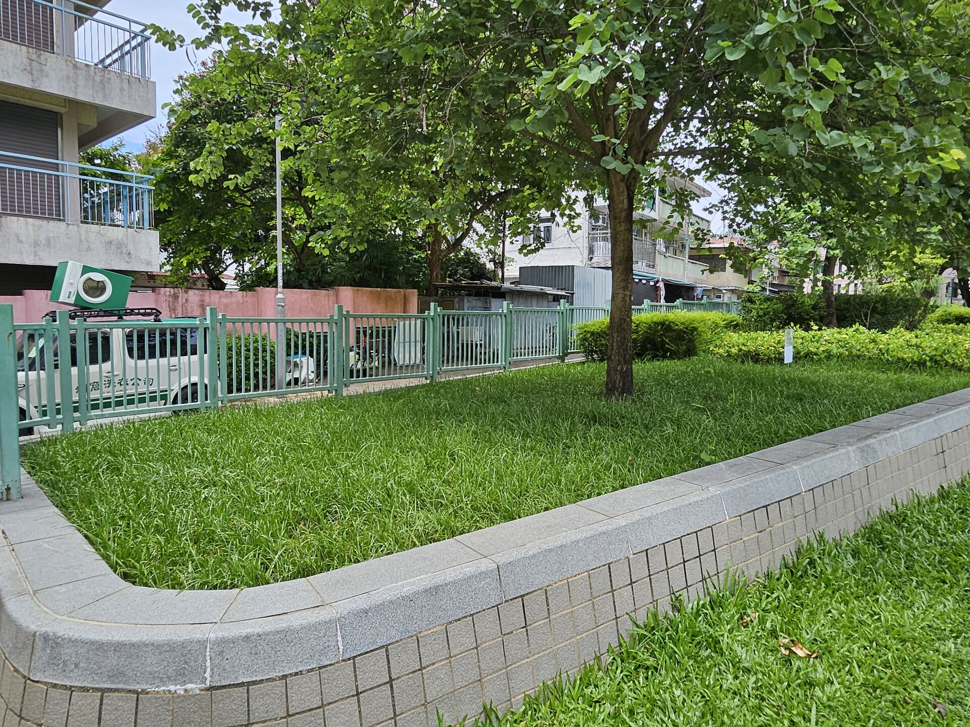 https://www.fa.gov.hk/風雨蘭